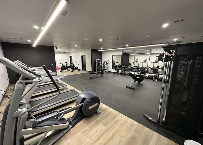 Aparthotel Luxury High-rise With Panoramic Views Tulsa